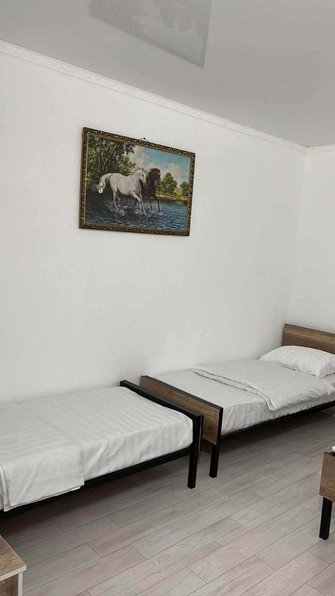 Hostel,Halal Хостел,Халал Токмак Экстерьер фото