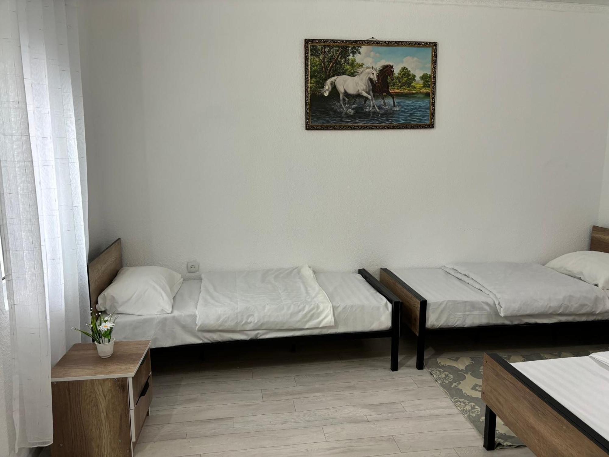 Hostel,Halal Хостел,Халал Токмак Экстерьер фото