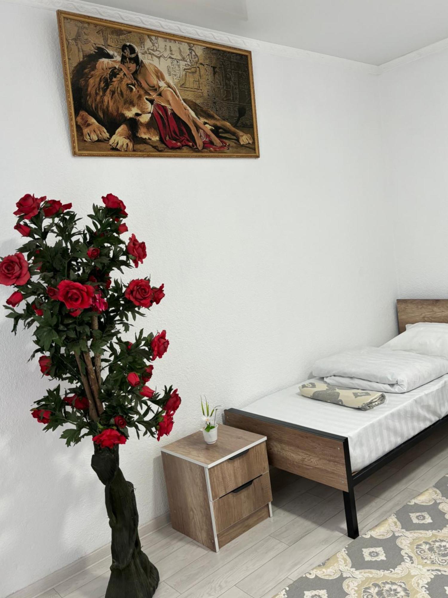 Hostel,Halal Хостел,Халал Токмак Экстерьер фото