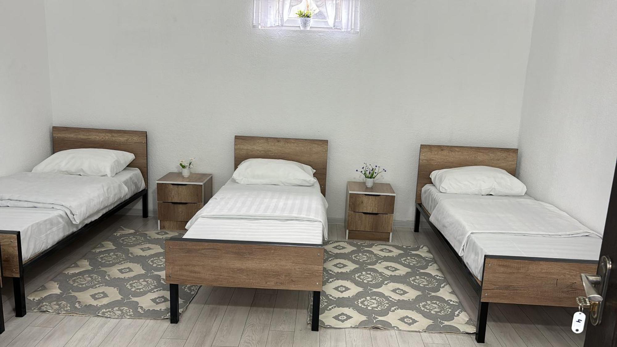 Hostel,Halal Хостел,Халал Токмак Экстерьер фото