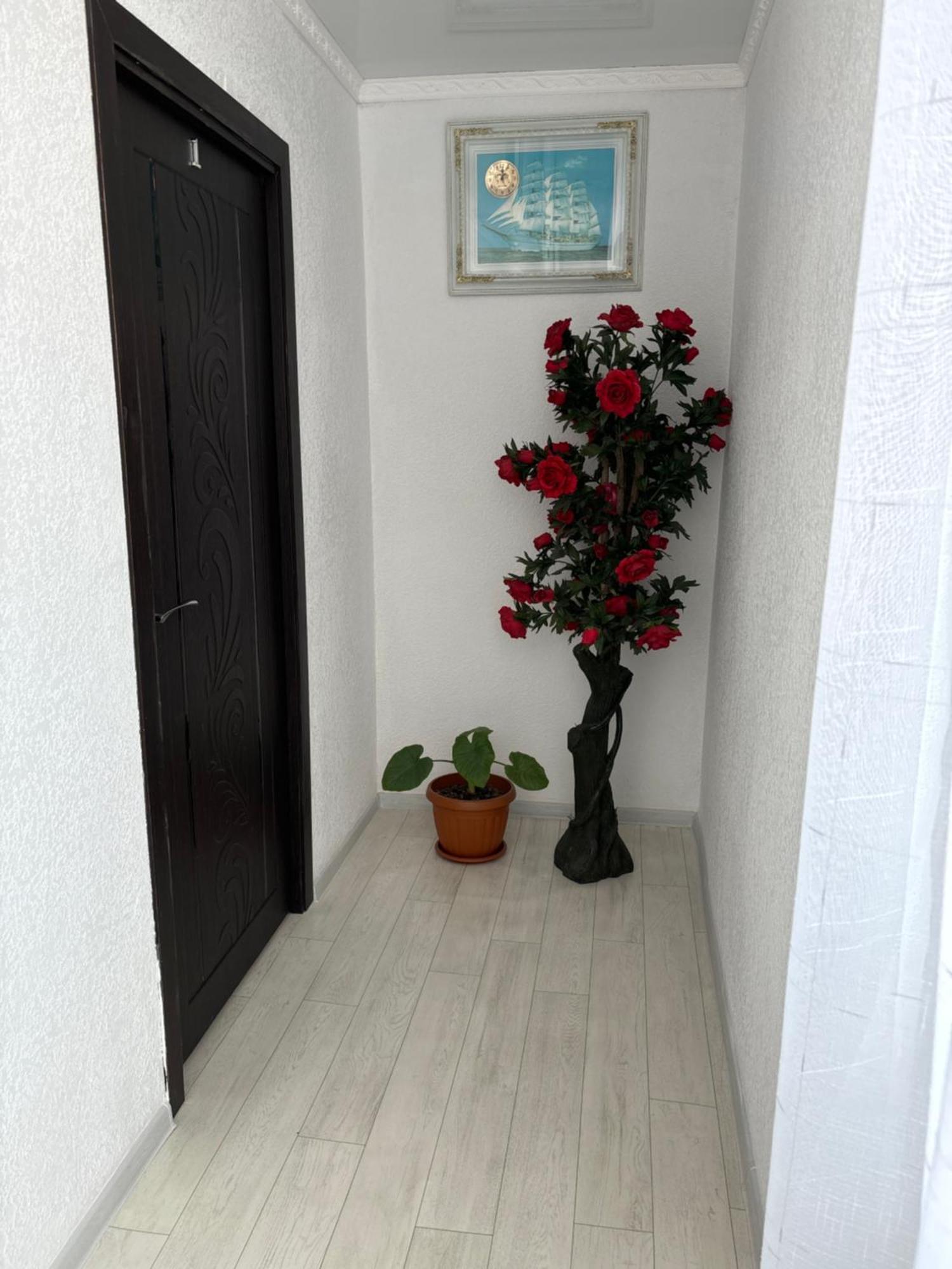 Hostel,Halal Хостел,Халал Токмак Экстерьер фото